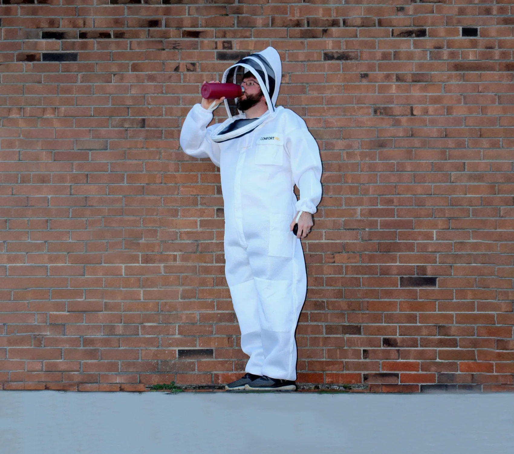 Comfort Pro Ventilated Suit With Fencing and Round Veil